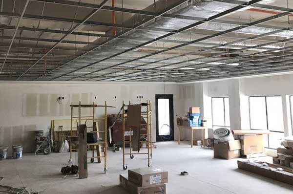 Courtyard by Marriot Hotel (4)