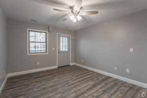 Sunny Hill Villas Apartments (5)